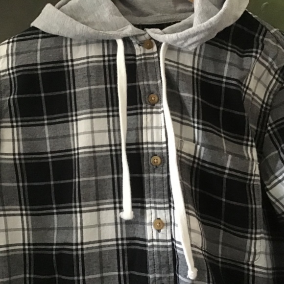 EUC Forever 21 Women’s Hooded flannel plaid Shirt black and white Size S - Picture 5 of 6